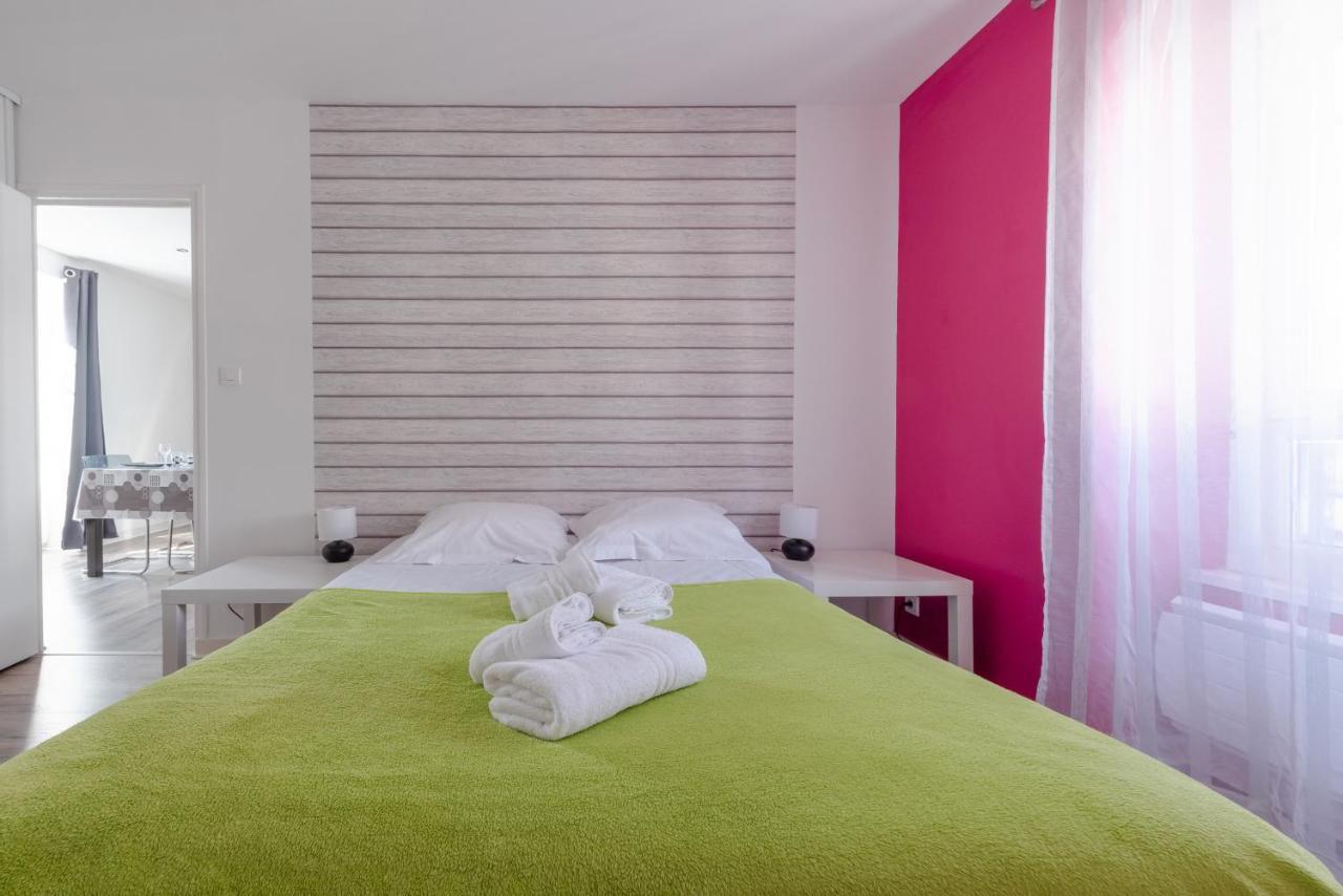 Ker Uhel - Charmant Appartement Plein Centre Saint-Renan Exteriör bild