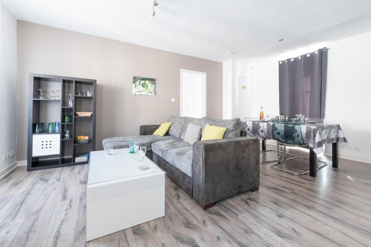 Ker Uhel - Charmant Appartement Plein Centre Saint-Renan Exteriör bild