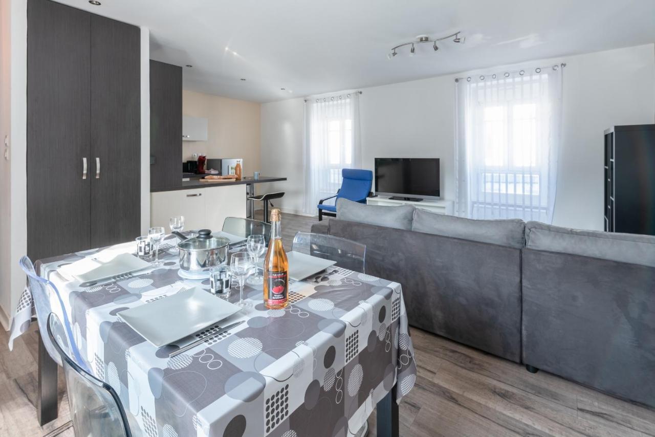 Ker Uhel - Charmant Appartement Plein Centre Saint-Renan Exteriör bild