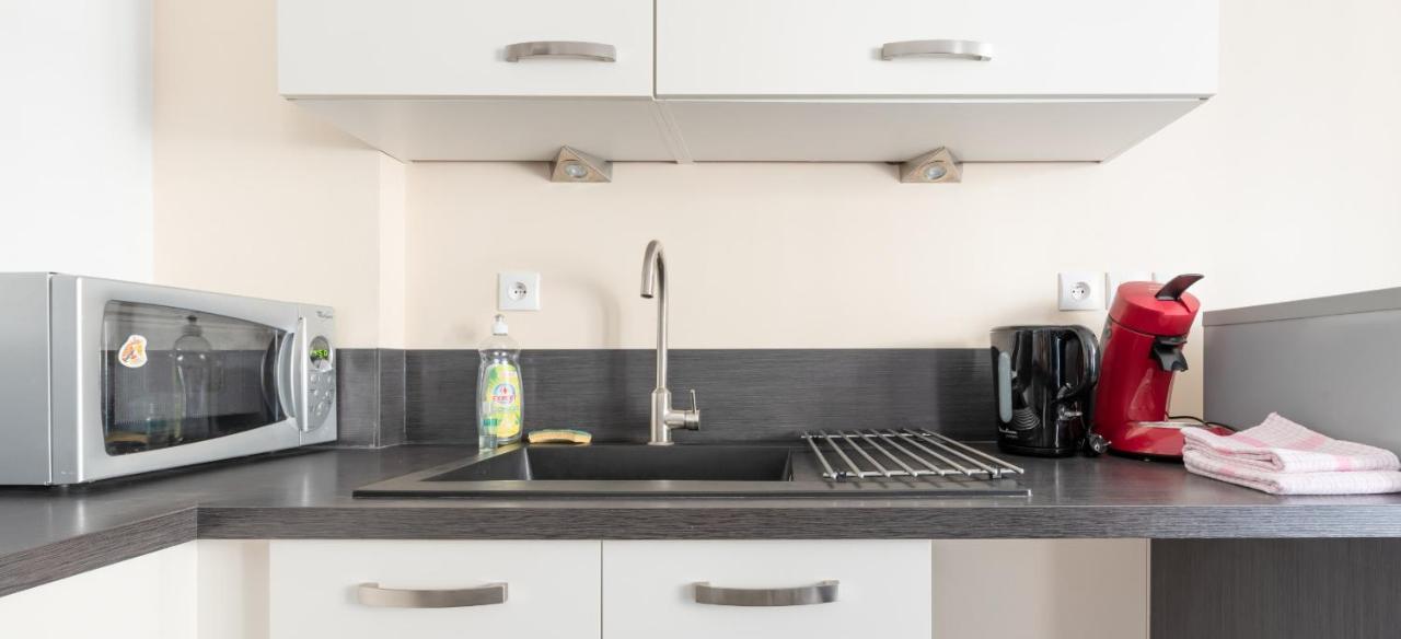 Ker Uhel - Charmant Appartement Plein Centre Saint-Renan Exteriör bild
